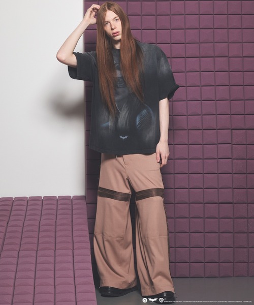 MAISON SPECIAL(メゾンスペシャル)の「《UNISEX》【MOVIE SERIES】「The Dark Knight」Prime-Over Crew Neck Short Sleeve T-Shirt/「ダークナイト」グラフィックプリントプライムオーバークルーネックTシャツ【MAISON SPECIAL/メゾンスペシャル】(Tシャツ/カットソー・メンズ・その他5/その他3/その他4/その他6/その他2/その他1・0/2/1)」の8枚目の写真