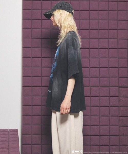 MAISON SPECIAL(メゾンスペシャル)の「《UNISEX》【MOVIE SERIES】「The Dark Knight」Prime-Over Crew Neck Short Sleeve T-Shirt/「ダークナイト」グラフィックプリントプライムオーバークルーネックTシャツ【MAISON SPECIAL/メゾンスペシャル】(Tシャツ/カットソー・メンズ・その他5/その他3/その他4/その他6/その他2/その他1・0/2/1)」の11枚目の写真