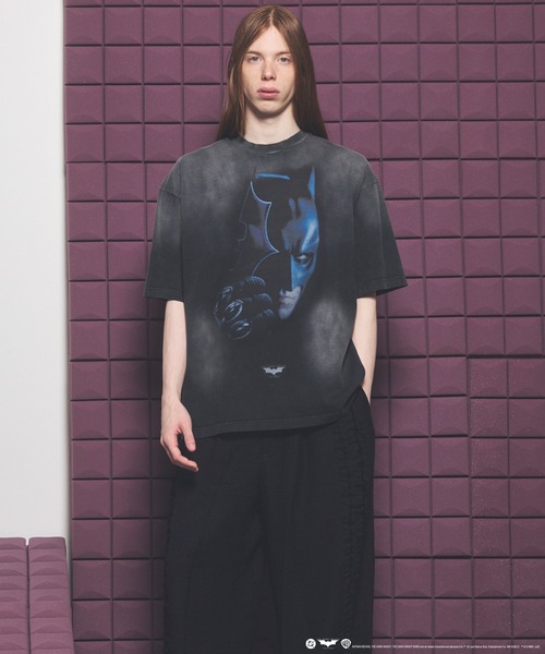 MAISON SPECIAL(メゾンスペシャル)の「《UNISEX》【MOVIE SERIES】「The Dark Knight」Prime-Over Crew Neck Short Sleeve T-Shirt/「ダークナイト」グラフィックプリントプライムオーバークルーネックTシャツ【MAISON SPECIAL/メゾンスペシャル】(Tシャツ/カットソー・メンズ・その他5/その他3/その他4/その他6/その他2/その他1・0/2/1)」の18枚目の写真
