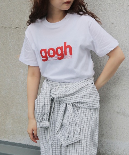 cheriella（シェリエラ）の「【cheriella】ゴッホロゴプリントTシャツ　GOGH LOGO PRINT T-SHIRT（Tシャツ/カットソー・レディース・ブラウン/アイボリー/ホワイト/ライトブルー・LARGE/MEDIUM/SMALL）」の2枚目の写真