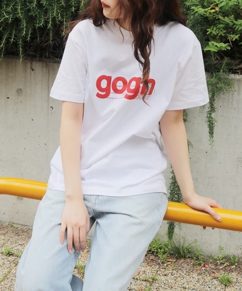 cheriella（シェリエラ）の「【cheriella】ゴッホロゴプリントTシャツ　GOGH LOGO PRINT T-SHIRT（Tシャツ/カットソー・レディース・ブラウン/アイボリー/ホワイト/ライトブルー・LARGE/MEDIUM/SMALL）」の7枚目の写真