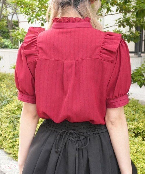 axes femme POETIQUE（アクシーズファムポエティック）の「金ボタン付きチョーカー風ＢＬ（シャツ/ブラウス・レディース・ホワイト/レッド/ブラック・MEDIUM）」の6枚目の写真