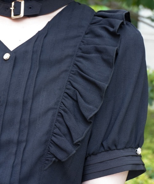 axes femme POETIQUE（アクシーズファムポエティック）の「金ボタン付きチョーカー風ＢＬ（シャツ/ブラウス・レディース・ホワイト/レッド/ブラック・MEDIUM）」の11枚目の写真