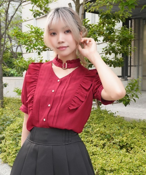 axes femme POETIQUE（アクシーズファムポエティック）の「金ボタン付きチョーカー風ＢＬ（シャツ/ブラウス・レディース・ホワイト/レッド/ブラック・MEDIUM）」の13枚目の写真