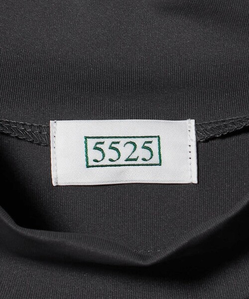 5525golf(ゴーゴーニーゴーゴルフ)の「【別注】<5525 for UNITED ARROWS GOLF>モックネック シャツ(Tシャツ/カットソー・メンズ・ダークグレー/ネイビー・L/M/S)」の15枚目の写真