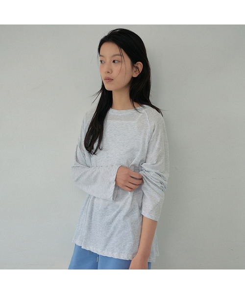 WEDNESDAYOASISFORWOMEN(ウェンズデー オアシス フォー ウーマン)の「イーズラグランロングスリーブTシャツ_3COLOR(W26TP17)(Tシャツ/カットソー・レディース・ブルー/ホワイト/チャコール・FREE)」の1枚目の写真