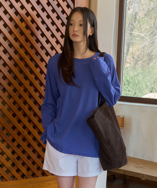 WEDNESDAYOASISFORWOMEN(ウェンズデー オアシス フォー ウーマン)の「イーズラグランロングスリーブTシャツ_3COLOR(W26TP17)(Tシャツ/カットソー・レディース・ブルー/ホワイト/チャコール・FREE)」の4枚目の写真