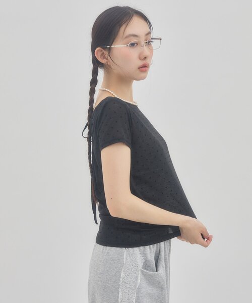 DISCOAT(ディスコート)の「【umm.】衿ギャザー半袖ドットプルオーバー(Tシャツ/カットソー・レディース・ブラック/ホワイト/オフホワイト/ミント・FREE)」の5枚目の写真