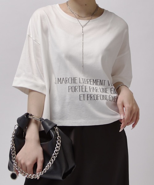 Lui's(ルイス)の「クロップドプリントTシャツ(Tシャツ/カットソー・レディース・ブルー/ブラック/オフホワイト・FREE)」の2枚目の写真