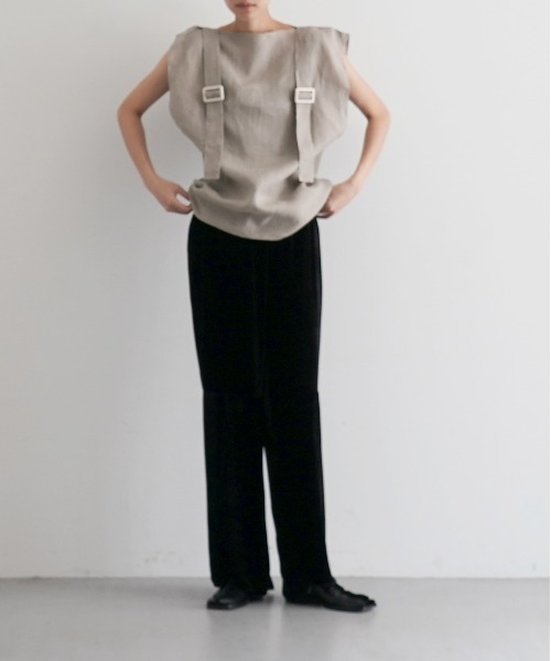 BASERANGE（ベースレンジ）の「Baserange Frame top（Tシャツ/カットソー・レディース・ベージュ・X-SMALL）」の2枚目の写真