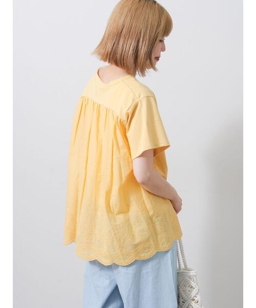 Samansa Mos2(サマンサ モスモス)の「【接触冷感】バックスカラップレースTシャツ(Tシャツ/カットソー・レディース・ブルー/イエロー/ブラック/オフホワイト・F)」の4枚目の写真