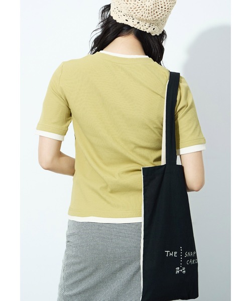 Fashion Letter(ファッションレター)の「フェイクレイヤード バイカラーヘンリー半袖プルオーバー(Tシャツ/カットソー・レディース・モカ/ブラック/グレイッシュベージュ/イエロー/アイボリー・M)」の22枚目の写真