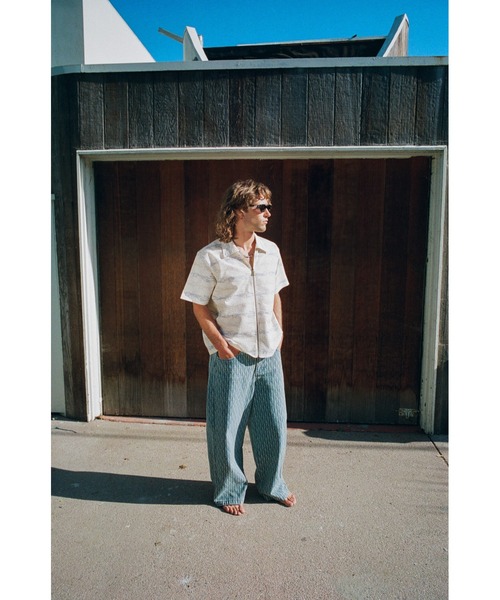 RIPNDIP(リップンディップ)の「CROSSWIRED ZIP UP(シャツ/ブラウス・メンズ・ホワイト・LARGE/SMALL/MEDIUM)」の4枚目の写真
