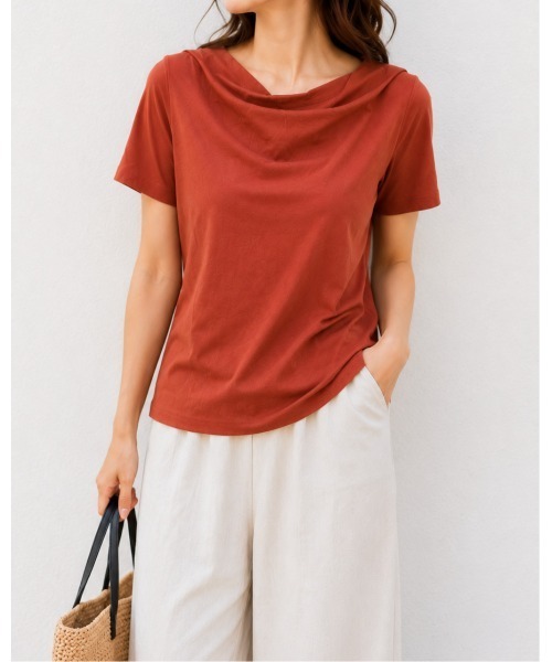 FAZVY(ファズビー)の「アシンメトリーネックカットソー(Tシャツ/カットソー・レディース・ブルー/ブラック/オレンジ/ホワイト・M)」の4枚目の写真