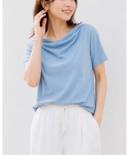 FAZVY(ファズビー)の「アシンメトリーネックカットソー(Tシャツ/カットソー・レディース・ブルー/ブラック/オレンジ/ホワイト・M)」の3枚目の写真