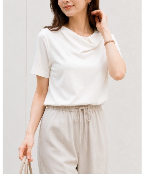 FAZVY(ファズビー)の「アシンメトリーネックカットソー(Tシャツ/カットソー・レディース・ブルー/ブラック/オレンジ/ホワイト・M)」の5枚目の写真