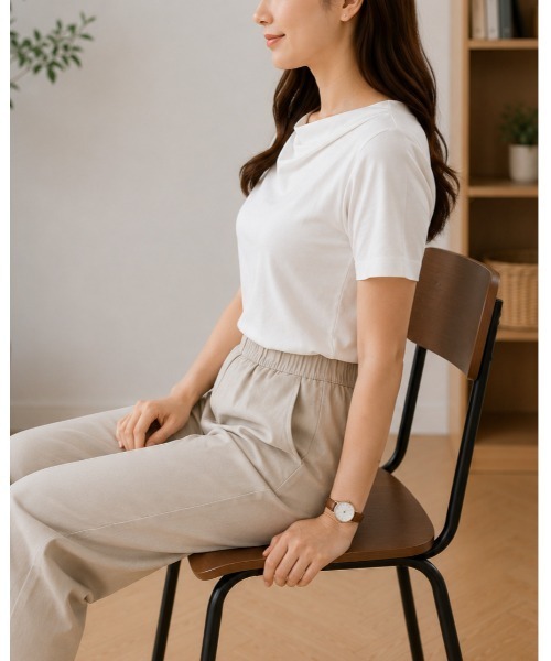 FAZVY(ファズビー)の「アシンメトリーネックカットソー(Tシャツ/カットソー・レディース・ブルー/ブラック/オレンジ/ホワイト・M)」の11枚目の写真