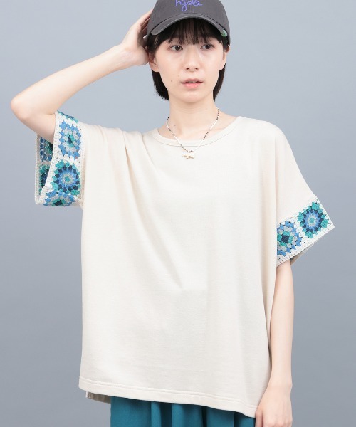 チチカカ(チチカカ)の「クロシェラインスリーブTシャツ(Tシャツ/カットソー・レディース・マスタード/アイボリー/チャコールグレー・FREE)」の1枚目の写真