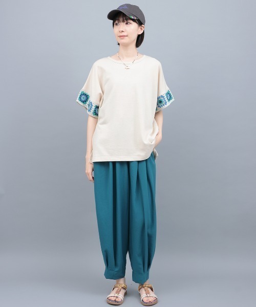 チチカカ(チチカカ)の「クロシェラインスリーブTシャツ(Tシャツ/カットソー・レディース・マスタード/アイボリー/チャコールグレー・FREE)」の5枚目の写真