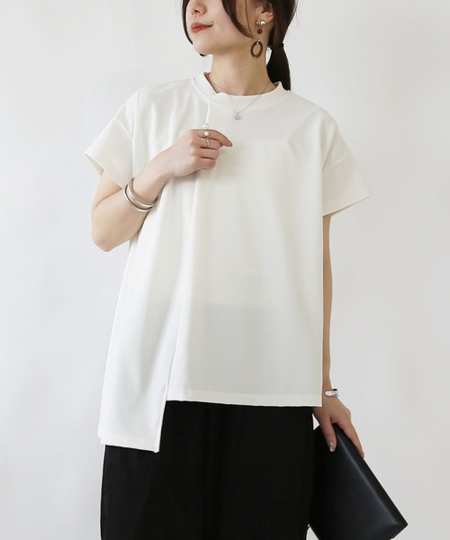 and it_（アンドイット）の「イレギュラーヘムトップス（Tシャツ/カットソー・レディース・アイボリー/ブラック/チャコール・FREE）」の6枚目の写真