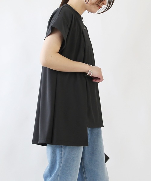 and it_（アンドイット）の「イレギュラーヘムトップス（Tシャツ/カットソー・レディース・アイボリー/ブラック/チャコール・FREE）」の12枚目の写真