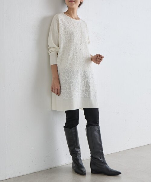 BEARDSLEY(ビアズリー)の「《新色アイボリーZOZO先行販売》星刺繍ニットチュニック(ニット/セーター・レディース・ネイビー/アイボリー・FREE)」の3枚目の写真