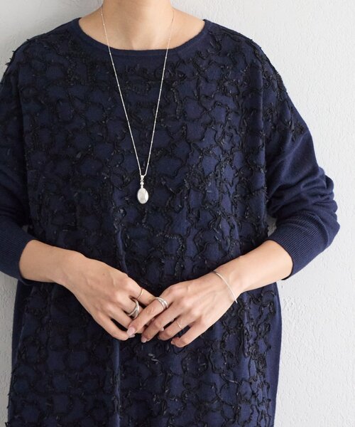 BEARDSLEY(ビアズリー)の「《新色アイボリーZOZO先行販売》星刺繍ニットチュニック(ニット/セーター・レディース・ネイビー/アイボリー・FREE)」の13枚目の写真