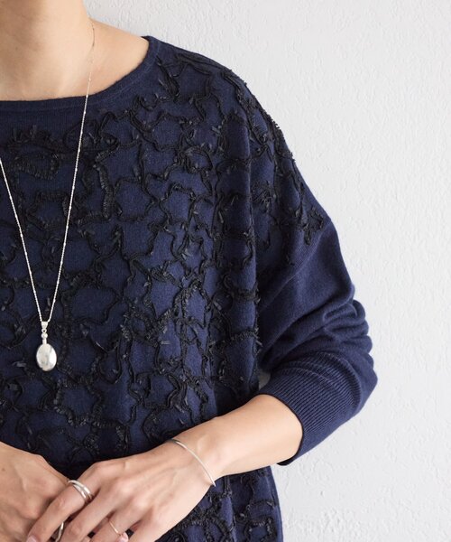 BEARDSLEY(ビアズリー)の「《新色アイボリーZOZO先行販売》星刺繍ニットチュニック(ニット/セーター・レディース・ネイビー/アイボリー・FREE)」の20枚目の写真