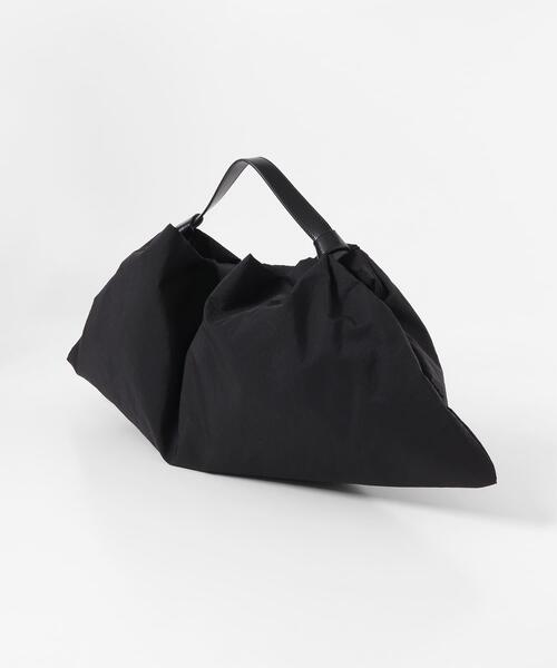 KBF(ケイビーエフ)の「ノットデザインワンハンドルBAG(ハンドバッグ・レディース・イエロー系その他/ブラック・ONE)」の9枚目の写真