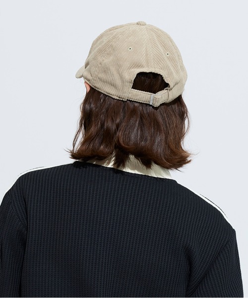 adidas（アディダス）の「コーデュロイ ベースボール キャップ / アディダスオリジナルス adidas Originals（キャップ・メンズ・ブラウン・X-LARGE/LARGE/S）」の2枚目の写真