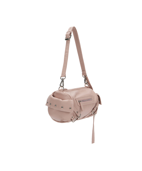 DEINET(ダイニット)の「STUD POCKET BAG IN PINK(ショルダーバッグ・レディース・その他・FREE)」の2枚目の写真