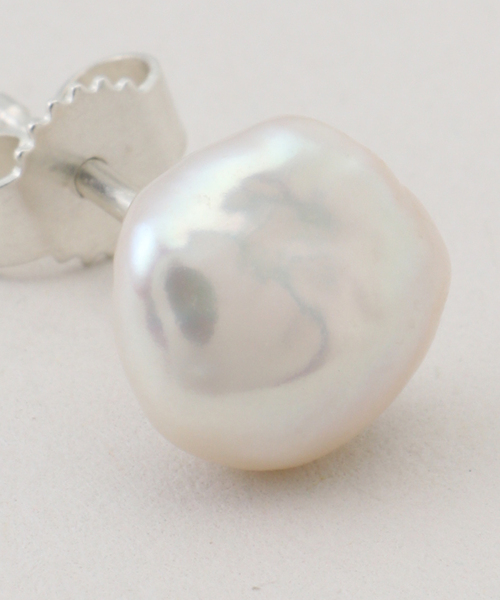 JOURNAL STANDARD(ジャーナルスタンダード)の「【MUSSELS AND MUSCLES/マッソーズアンドマッソーズ 】 KESHI PEARL EARSTUD(ピアス(片耳用)・レディース・シルバー・FREE)」の5枚目の写真
