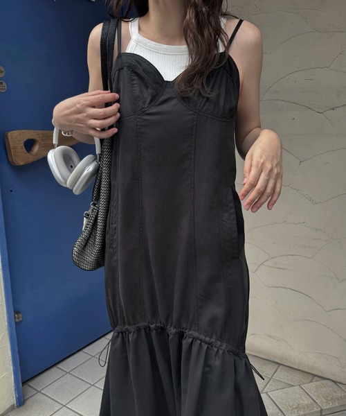 WILLFULLY（ウィルフリー）の「mermaid adjuster bustier camisole OP（ワンピース・レディース・ネイビー/ダークブラウン/ブラック・FREE）」の15枚目の写真