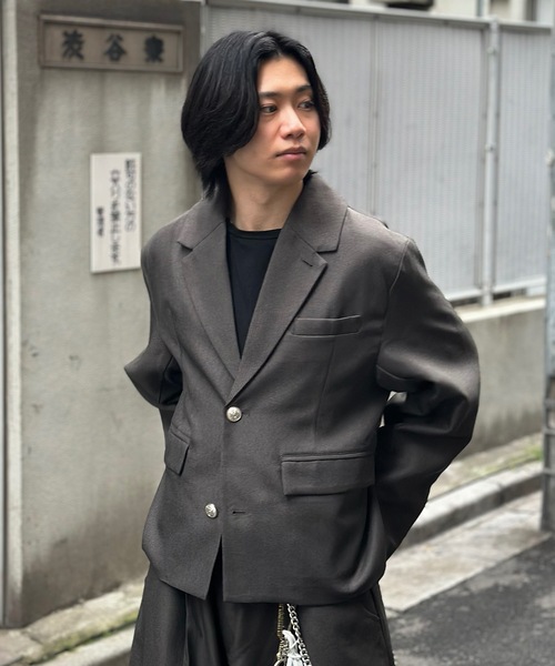 MandO(エムオー)(エムオー)の「【ユニセックス】短丈テーラードジャケット/刻印ボタン/セットアップ着用可(テーラードジャケット・メンズ・チャコールグレー/ブラック・MEDIUM/LARGE)」の20枚目の写真