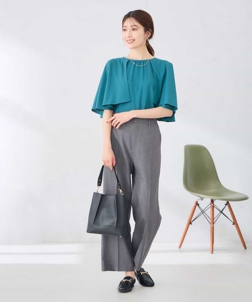 a.v.v(アーヴェヴェ)の「【UVカット/接触冷感】ケープスリーブトップス(Tシャツ/カットソー・レディース・ブラック/グリーン・38/40/36)」の8枚目の写真