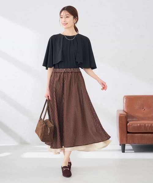 a.v.v(アーヴェヴェ)の「【UVカット/接触冷感】ケープスリーブトップス(Tシャツ/カットソー・レディース・ブラック/グリーン・38/40/36)」の22枚目の写真