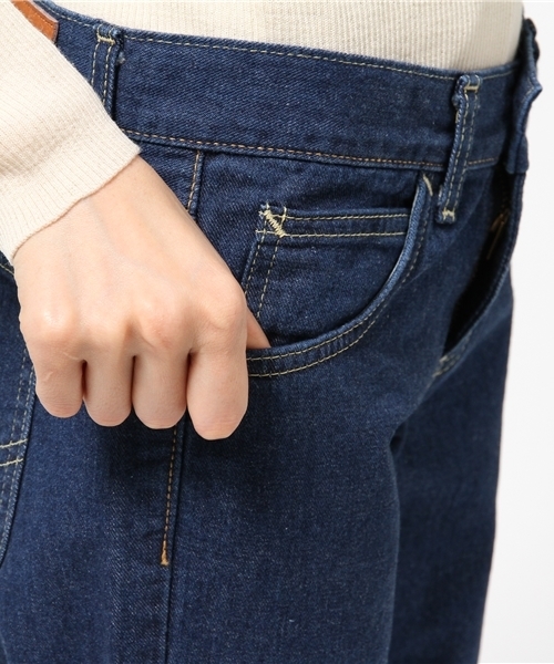 E hyphen world gallery（イーハイフンワールドギャラリー）の「Lee×Ehwg デニムテーパードパンツ（デニムパンツ・レディース・ホワイト/インディゴブルー/ライトインディゴブルー・SMALL/MEDIUM）」の11枚目の写真