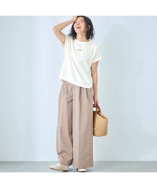 StyleNote(スタイルノート)の「汗ジミが目立ちにくいロゴプリントカットソー(Tシャツ/カットソー・レディース・キャメル/ホワイト/ネイビー/モカ/オフホワイト/チャコール/ブラウン系2/ブラウン系1・S/L/M)」の14枚目の写真