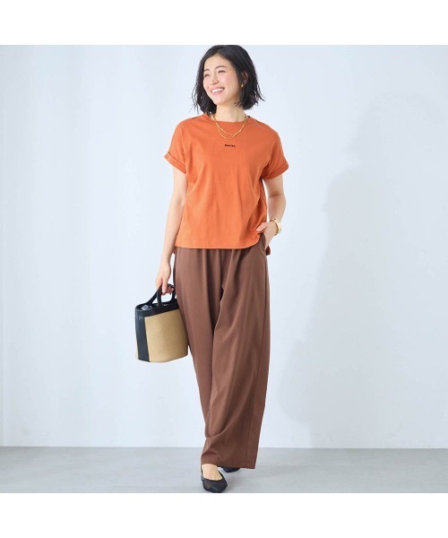 StyleNote(スタイルノート)の「汗ジミが目立ちにくいロゴプリントカットソー(Tシャツ/カットソー・レディース・キャメル/ホワイト/ネイビー/モカ/オフホワイト/チャコール/ブラウン系2/ブラウン系1・S/L/M)」の17枚目の写真