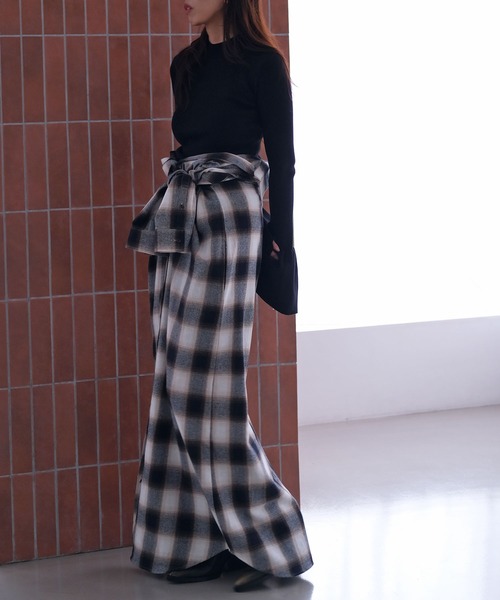 AKTE(アクテ)の「ロングシャツチェックワンピース(シャツワンピース・レディース・レッド系/ブラウン系・TALL/FREE)」の8枚目の写真