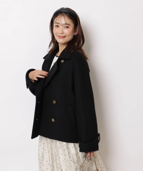 JUSGLITTY(ジャスグリッティー)の「3WAYカラーショートPコート(ダウンジャケット/コート・レディース・ブラック/ライトイエロー/グレイッシュベージュ・2/1)」の5枚目の写真