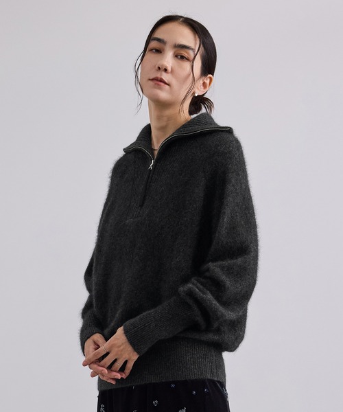 SALON adam et rope'(サロン アダム エ ロペ)の「YAK ハーフジッププルオーバー / セットアップ対応(ニット/セーター・レディース・ブラウン系その他2/チャコールグレー・FREE)」の1枚目の写真