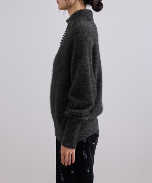 SALON adam et rope'(サロン アダム エ ロペ)の「YAK ハーフジッププルオーバー / セットアップ対応(ニット/セーター・レディース・ブラウン系その他2/チャコールグレー・FREE)」の13枚目の写真