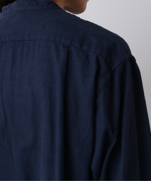 YLEVE（イレーヴ）の「YLEVE / BRUSHED COTTON VIYELLA GARMENT DYE SHIRT（シャツ/ブラウス・メンズ・ブラウン/ネイビー・4/5/3）」の5枚目の写真