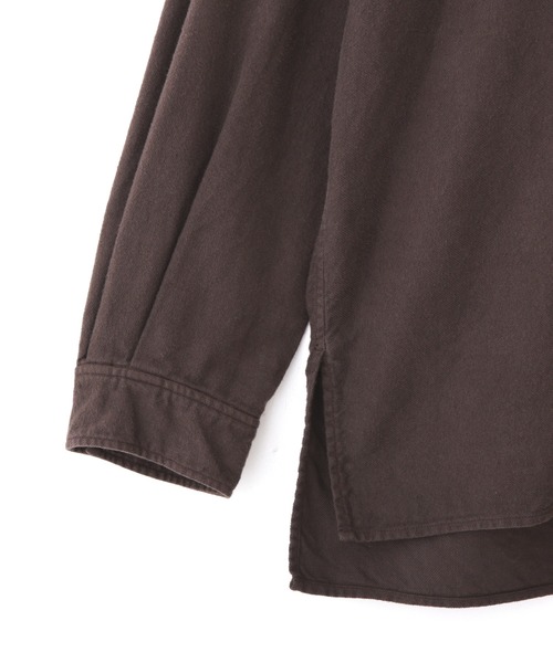 YLEVE（イレーヴ）の「YLEVE / BRUSHED COTTON VIYELLA GARMENT DYE SHIRT（シャツ/ブラウス・メンズ・ブラウン/ネイビー・4/5/3）」の17枚目の写真