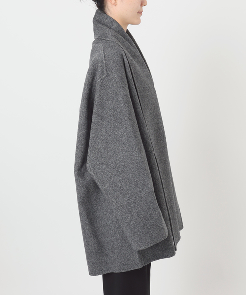 AP STUDIO(エーピーストゥディオ)の「【LIBERADD/リベラド】SHAWL COLLAR SHORT COAT(その他アウター・レディース・チャコールグレー/ベージュ・FREE)」の6枚目の写真