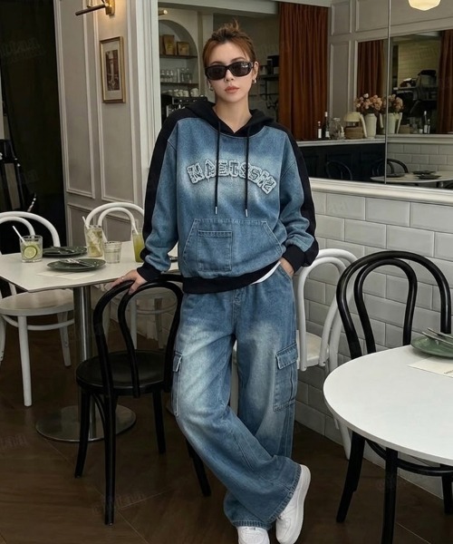 Dalfwin(ダールフィン)の「【上下セット】NAETSSTZ刺繍ロゴ異素材MIXフーディーカーゴデニムセットアップ(セットアップ・レディース・ホワイト/ブラック・FREE)」の16枚目の写真