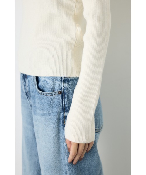 AZUL by moussy(アズールバイマウジー)の「クロスデザイン長袖ニットトップス 秋服 冬服 ラメ感 オフショルダー 無地 きれいめカジュアル(ニット/セーター・レディース・ブラック/ブルー/オフホワイト/レッド・FREE)」の22枚目の写真