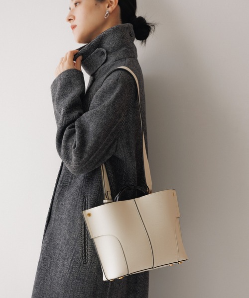 E'POR(エポール)の「【E'POR】BAMBOO BAG Medium/軽量・通勤(ハンドバッグ・レディース・オフホワイト/グレー/ベージュ系その他2/ブラック系その他2・FREE)」の2枚目の写真