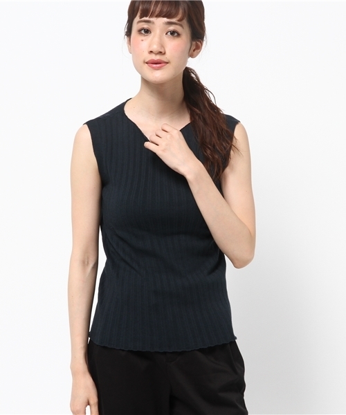 Khaju（カージュ）の「Khaju: ウォッシャブルリブニット（ニット/セーター・レディース・ワインレッド/オフホワイト/ダークグリーン/ブラック・ONE SIZE）」の13枚目の写真